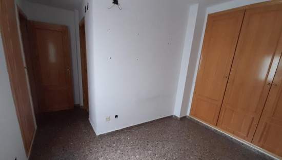 Pisos con garaje y trastero en C de la Concordia, Llíria Valencia
