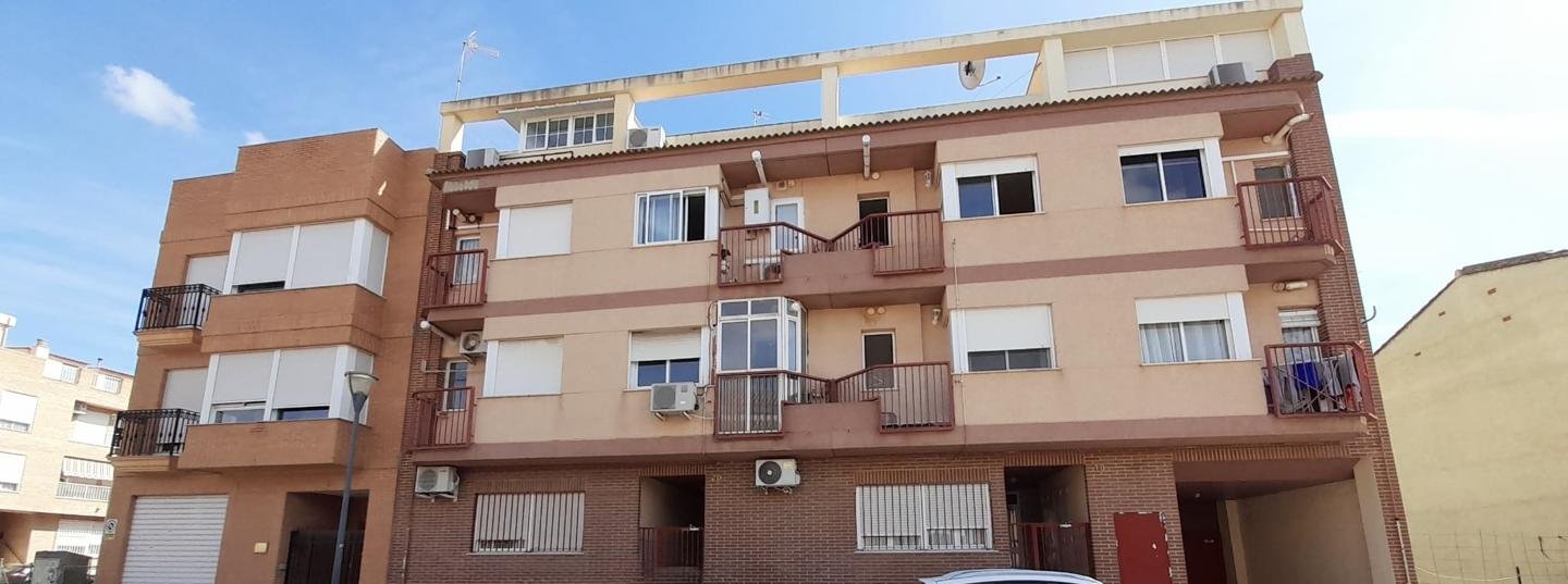 Pisos con garaje y trastero en C de la Concordia, Llíria Valencia