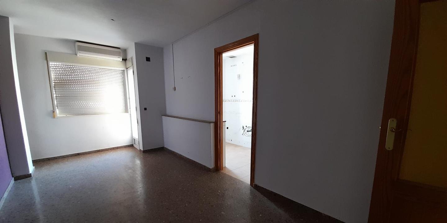 Pisos con garaje y trastero en C de la Concordia, Llíria Valencia