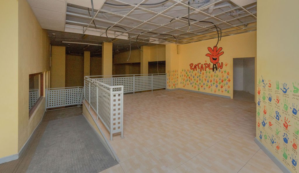 Local Comercial en venta  en Calle Sant Joan Bosco El Campello Alicante