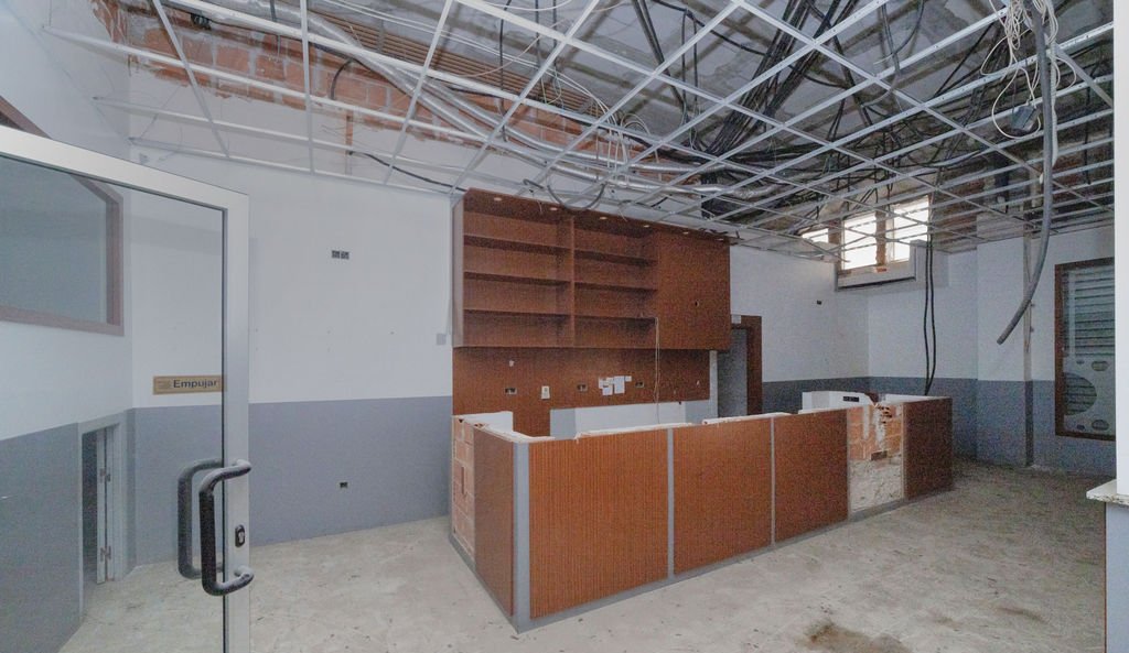 Local Comercial en venta  en Calle Sant Joan Bosco El Campello Alicante