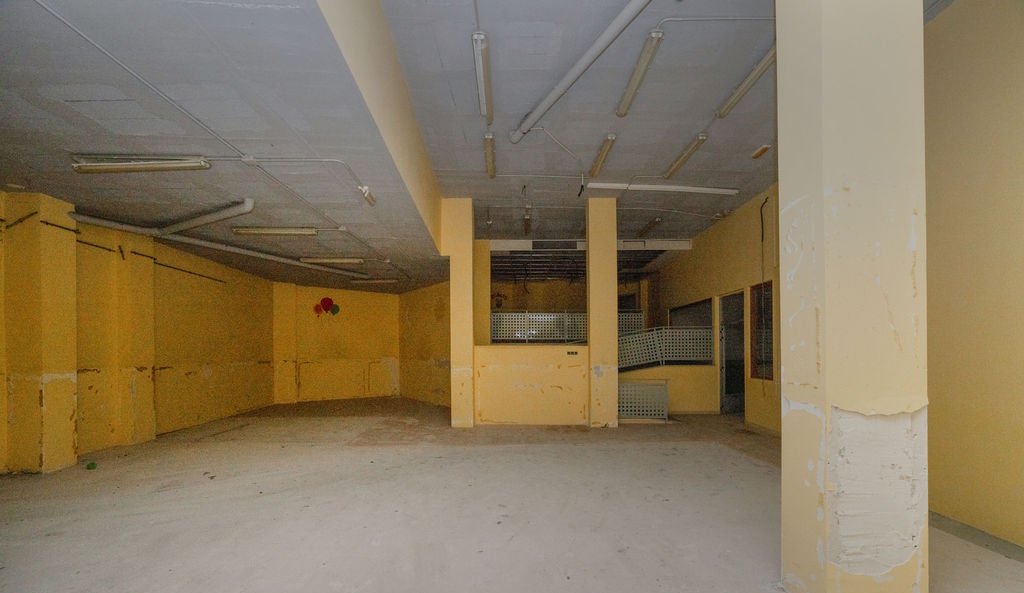 Local Comercial en venta  en Calle Sant Joan Bosco El Campello Alicante