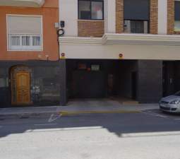 Garaje en venta  en Calle Mutxol Elche Alicante