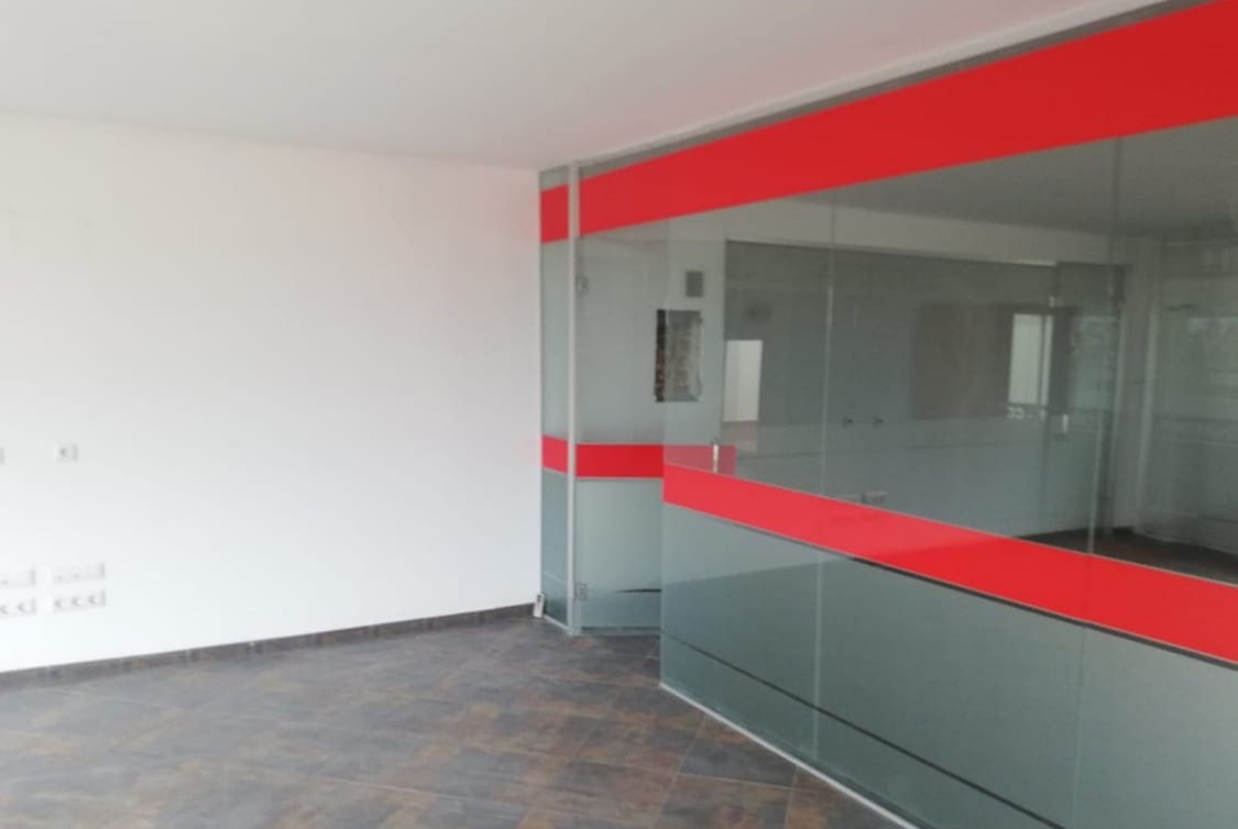 Oficina en venta  en Avenida Valencia El Verger Alicante