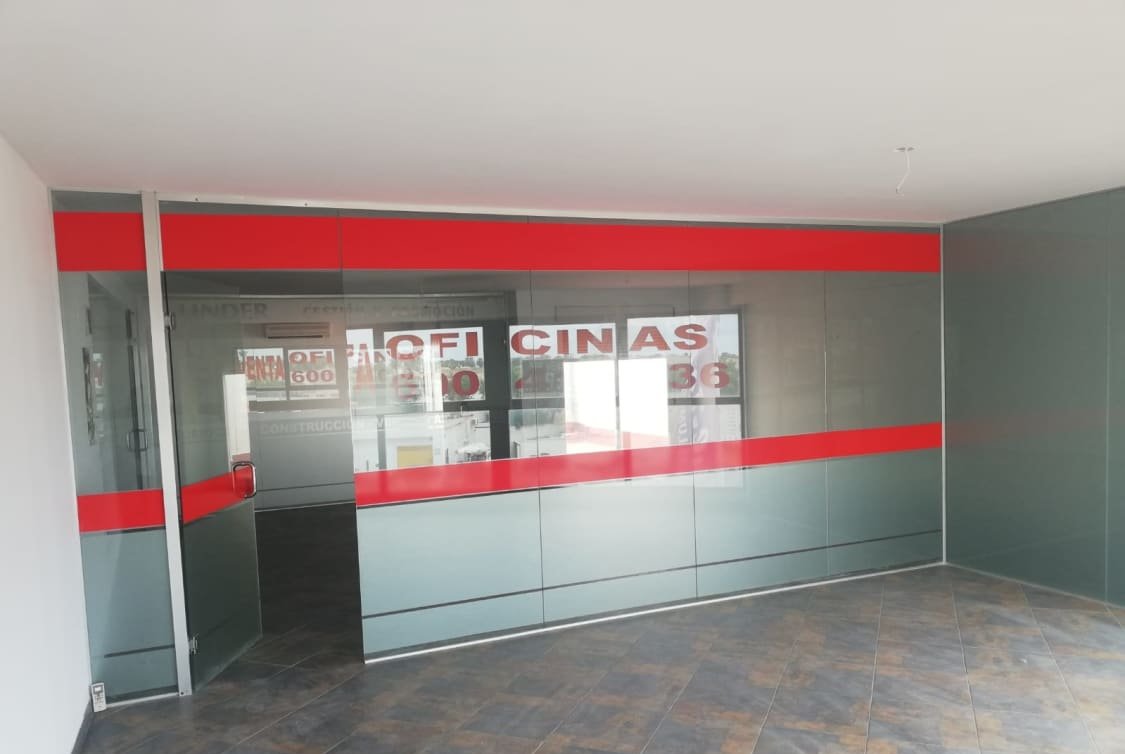 Oficina en venta  en Avenida Valencia El Verger Alicante