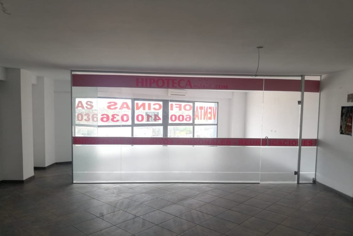 Oficina en venta  en Avenida Valencia El Verger Alicante