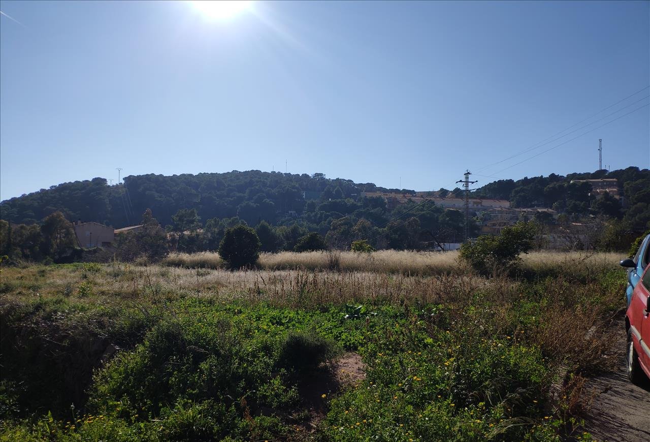 Suelo urbano residencial a la venta en cpoligono 35 parcela Serra por 49000 de 801m