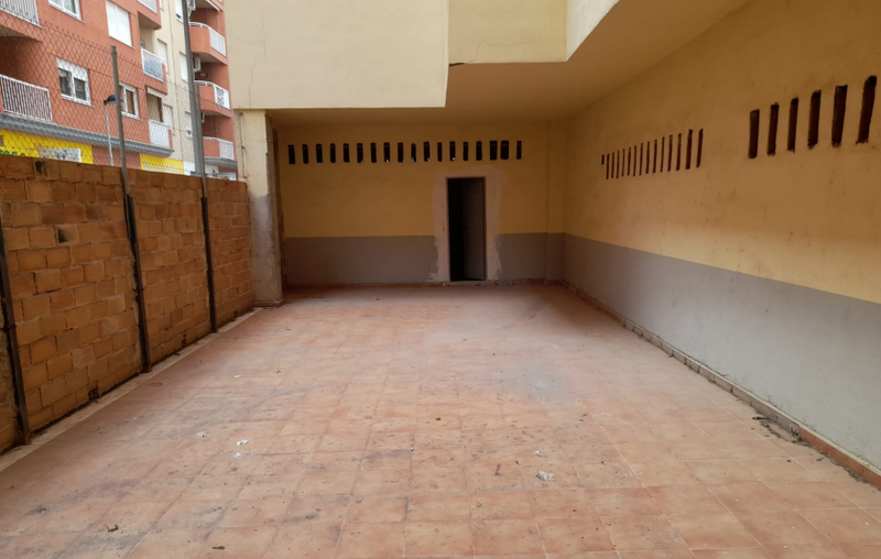 Local comercial en venta por 32.000 de 100m en calle calle juan ramon jimenez 84, Castellón de la PlanaCastelló de la Plana