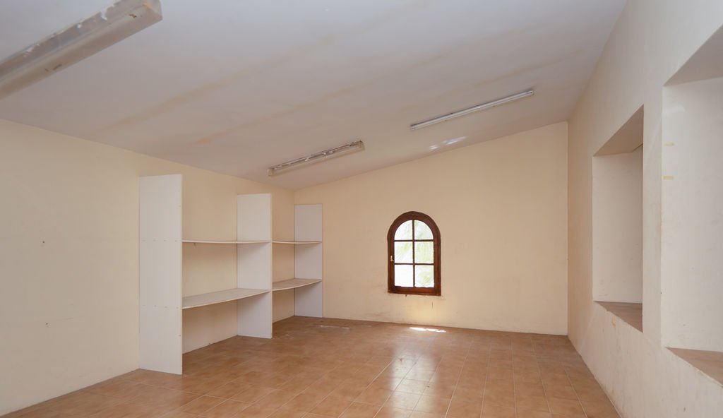 Local en venta en Calle Cipreses Cartagena Murcia
