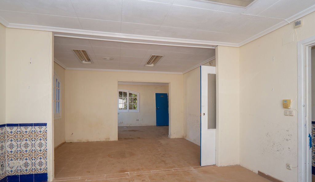 Local en venta en Calle Cipreses Cartagena Murcia