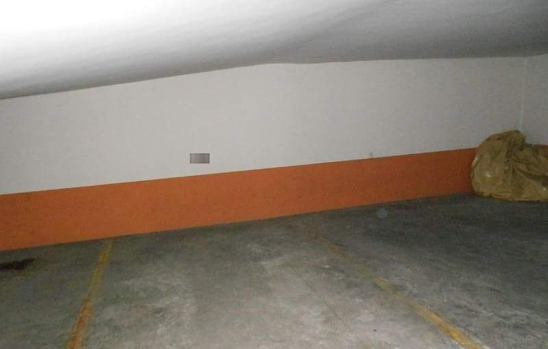 Garaje en venta  en Calle Hort Del Senyor Callosa Den Sarri Alicante