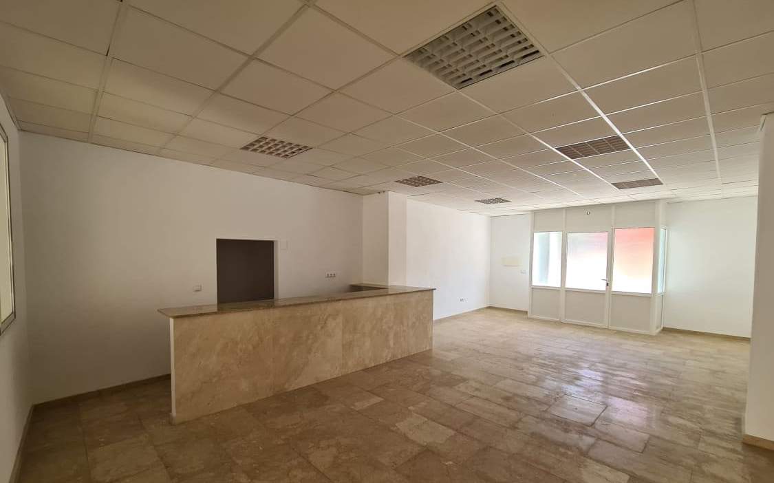 Local Comercial en venta  en Calle Padre Lorenzo Novelda Alicante