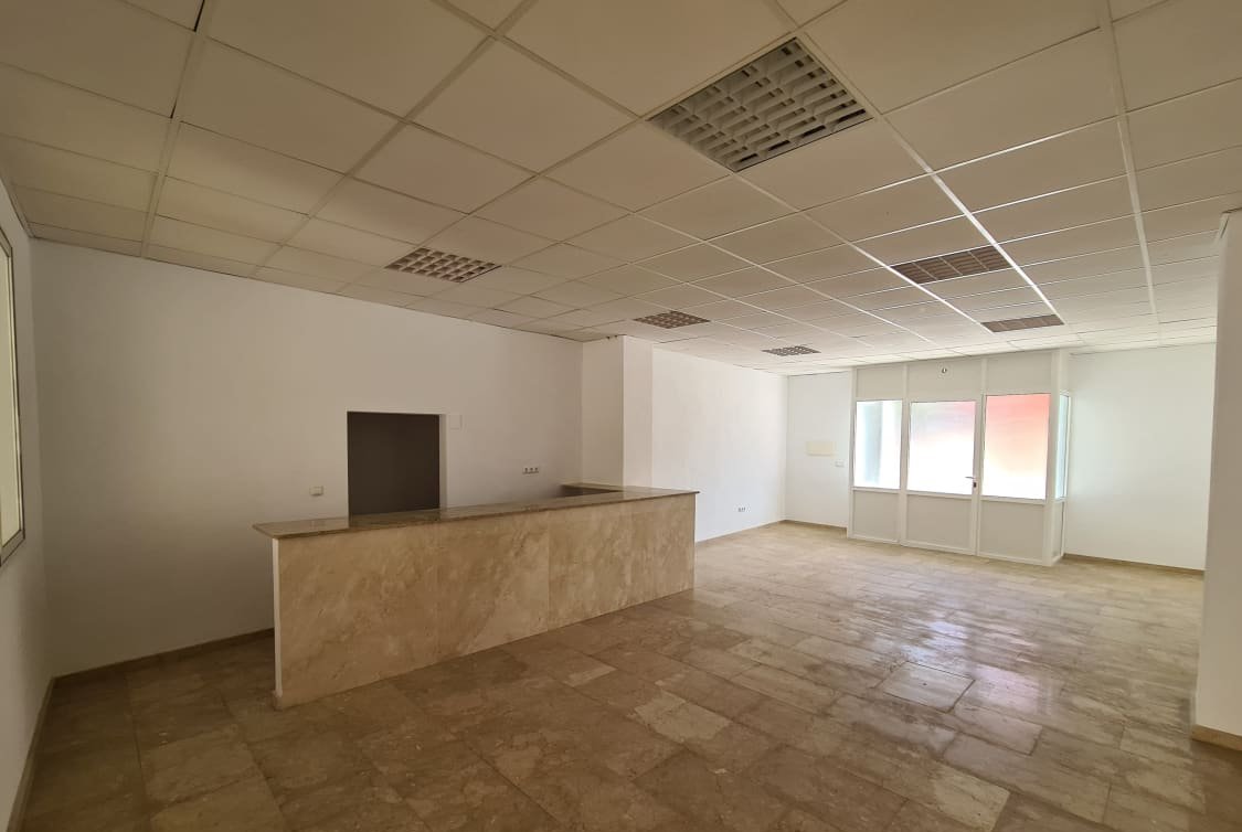 Local Comercial en venta  en Calle Padre Lorenzo Novelda Alicante