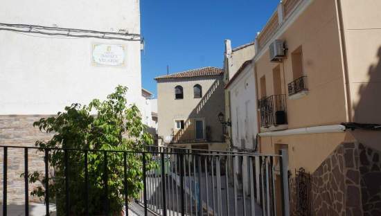 Vivienda adosada en C Daoiz y Velarde