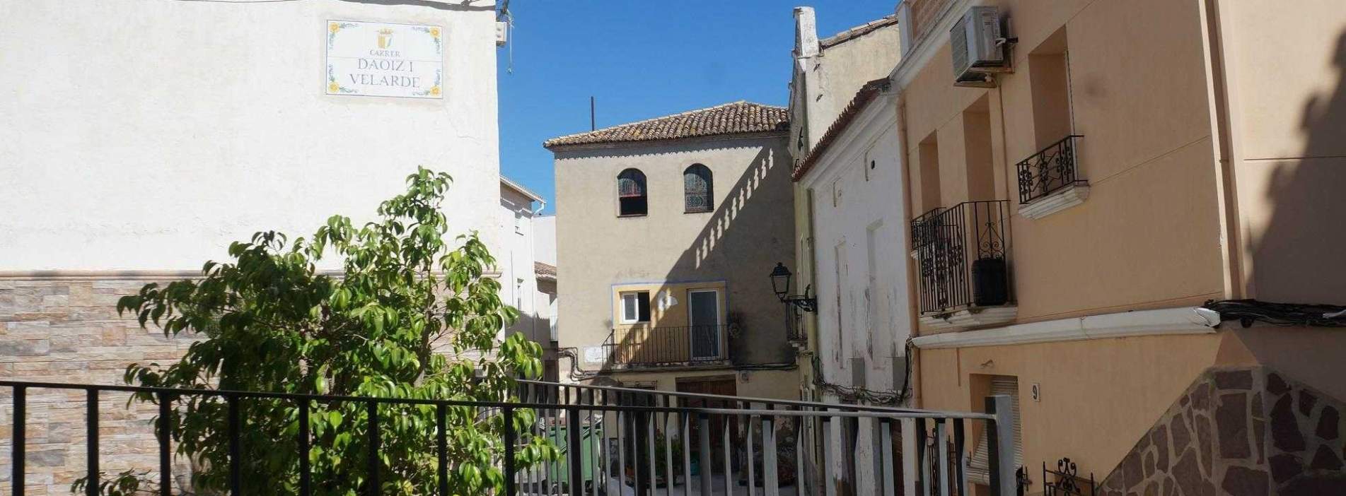 Vivienda adosada en C Daoiz y Velarde