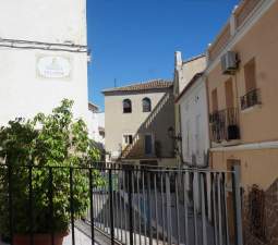 Vivienda adosada en C Daoiz y Velarde