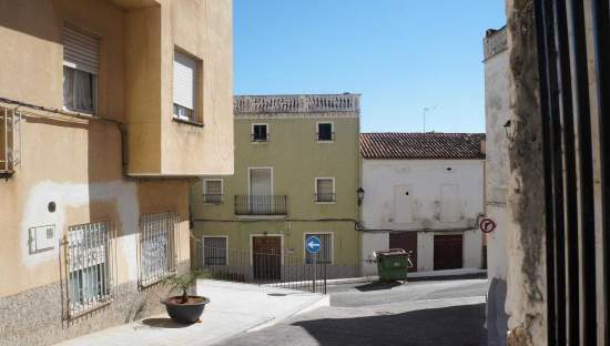 Vivienda adosada en C Daoiz y Velarde