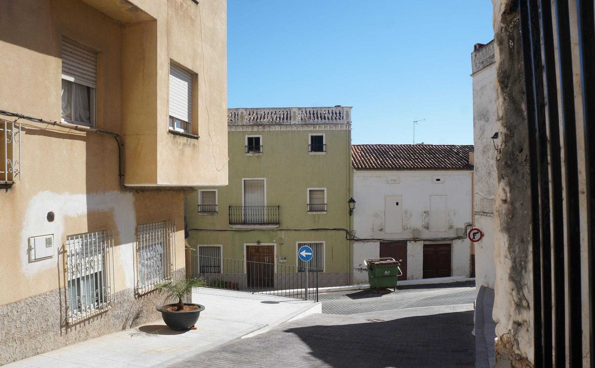 Vivienda adosada en C Daoiz y Velarde