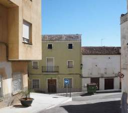 Vivienda adosada en C Daoiz y Velarde