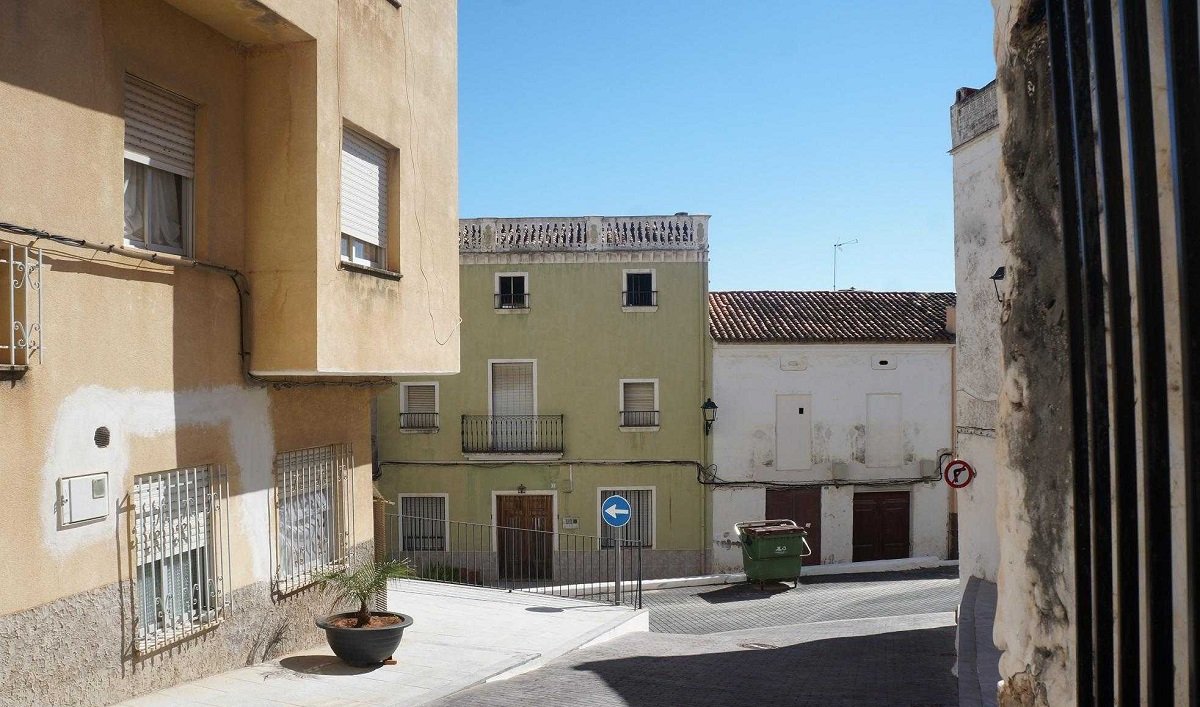 Vivienda adosada en C Daoiz y Velarde