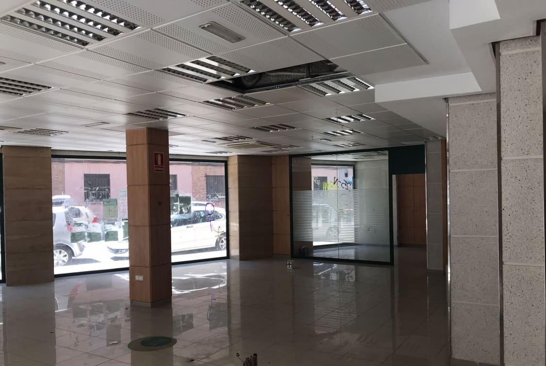 Local en venta en Calle Pintor Sorolla, Bajo, 12006, Castellón De La Plana Castellón
