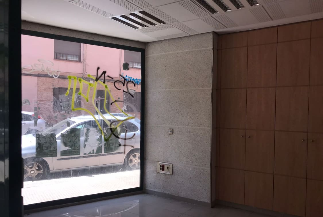 Local en venta en Calle Pintor Sorolla, Bajo, 12006, Castellón De La Plana Castellón