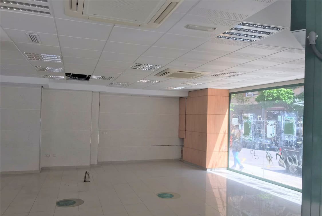 Local en venta en Calle Pintor Sorolla, Bajo, 12006, Castellón De La Plana Castellón