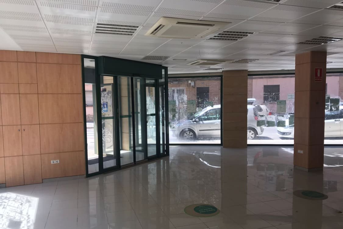 Local en venta en Calle Pintor Sorolla, Bajo, 12006, Castellón De La Plana Castellón