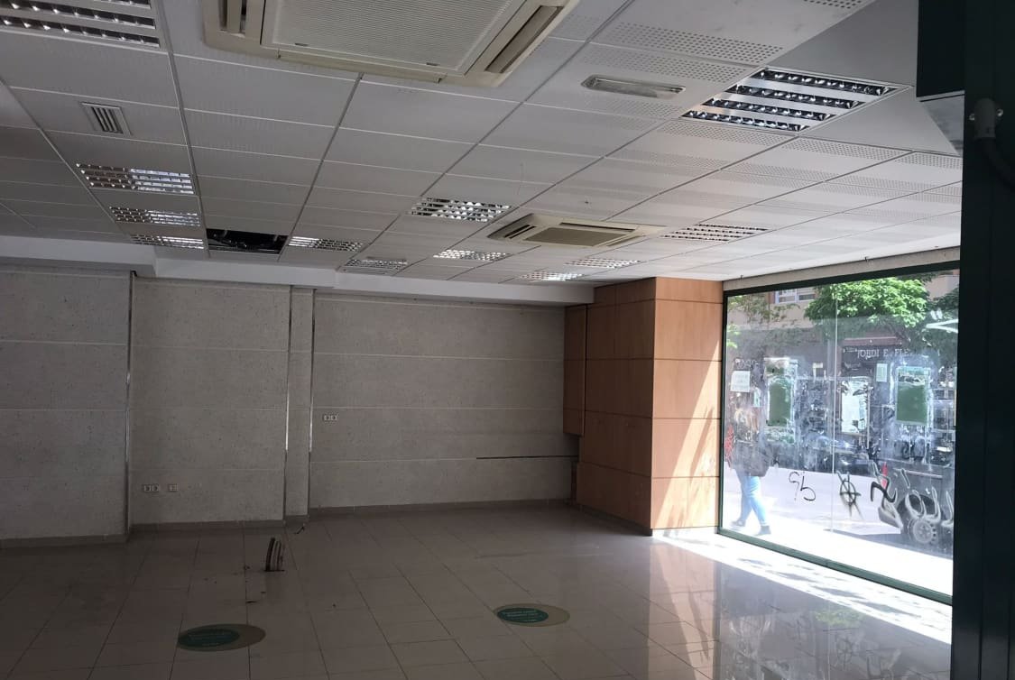 Local en venta en Calle Pintor Sorolla, Bajo, 12006, Castellón De La Plana Castellón