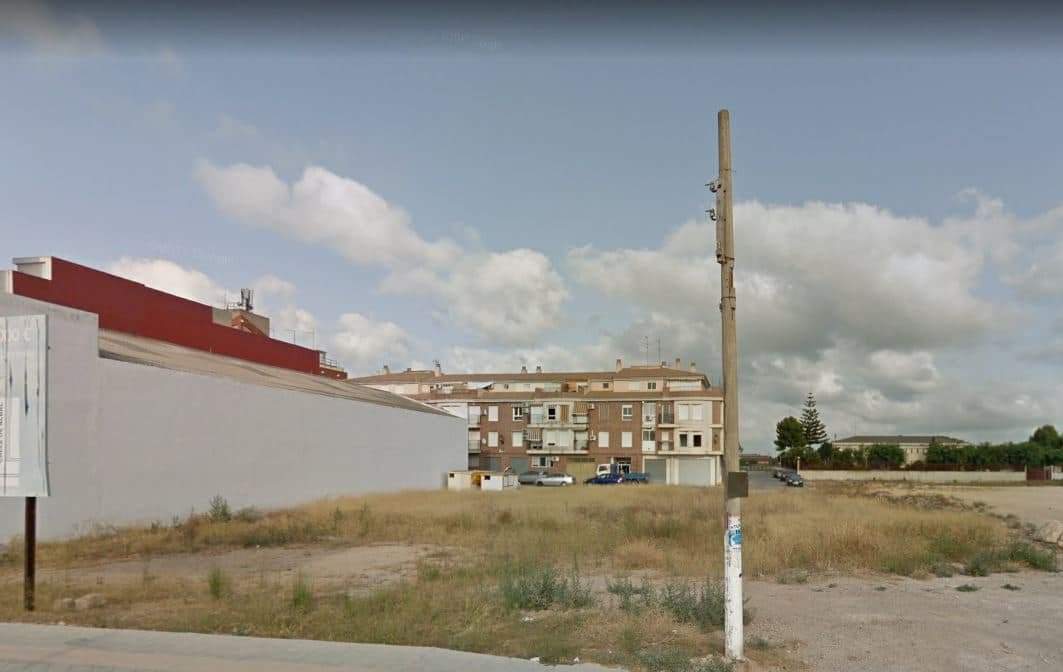 Urbano (Solar) en venta  en Avenida Levante, Beniparrell, Valencia