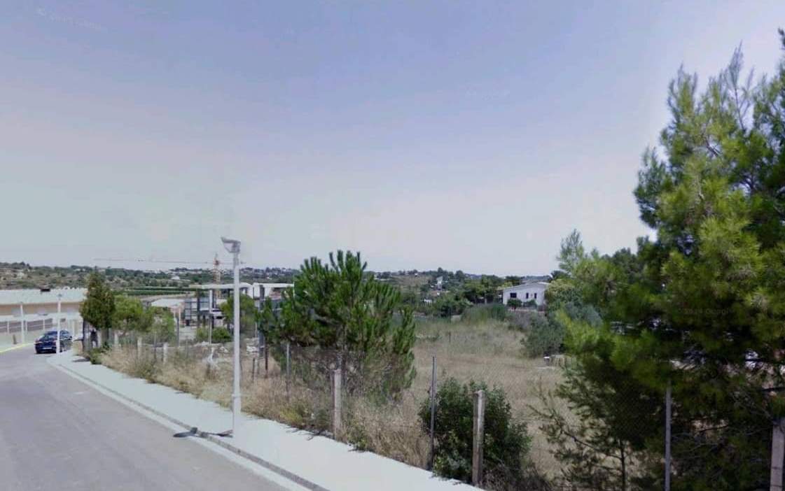 Urbano (Solar) en venta  en Calle Riu Cabriol, Montserrat, Valencia