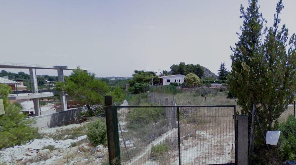 Urbano (Solar) en venta  en Calle Riu Cabriol, Montserrat, Valencia