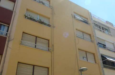 Piso en venta  en Calle Cesar Cataldo Benicarl Castelln