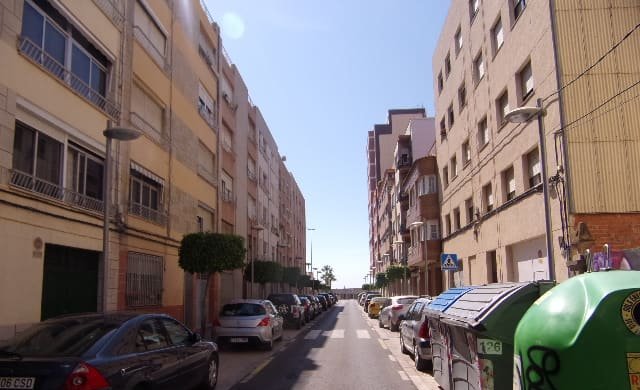 Piso en venta  en Calle Cesar Cataldo Benicarl Castelln