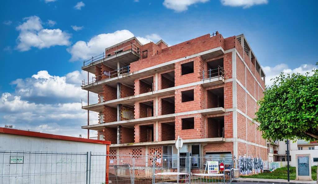 Edificio en construcción en C de Madrid