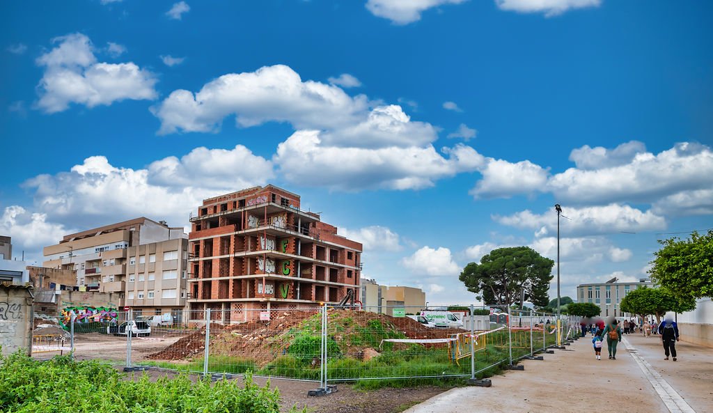 Edificio en construcción en C de Madrid