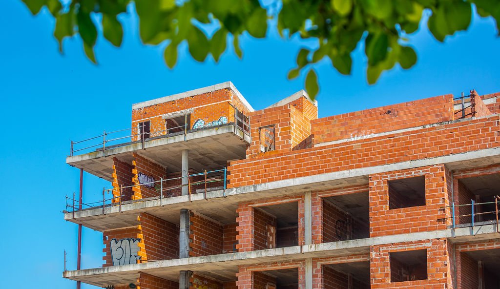 Edificio en construcción en C de Madrid
