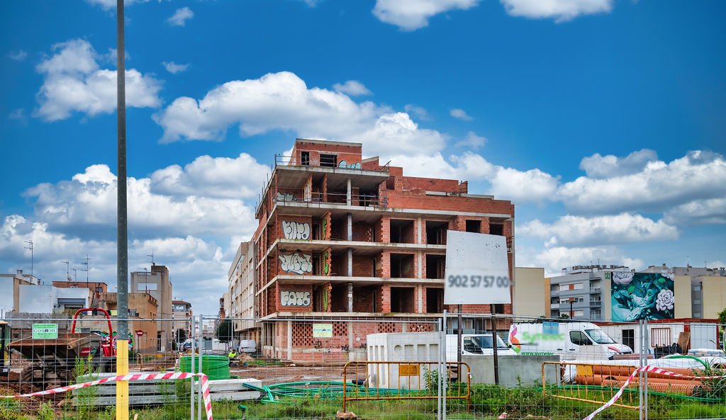 Edificio en construcción en C de Madrid