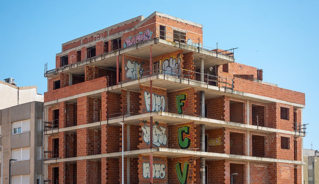 Edificio en construcción en C de Madrid