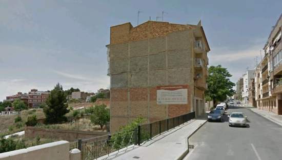Urbano (Solar) en venta  en Calle Constitucion, Requena, Valencia