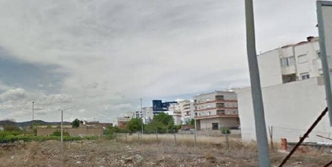 Urbano (Solar) en venta  en Plaza Constitucion, Segorbe, Castellón