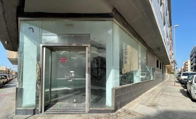 Garaje en venta  en Avenida Libertad Benicarl Castelln