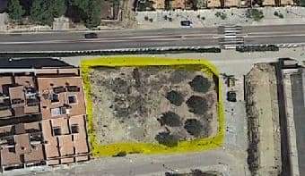 Urbano (Solar) en venta  en Calle Enric Valor, Montserrat, Valencia