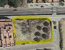 Urbano (Solar) en venta  en Calle Enric Valor, Montserrat, Valencia