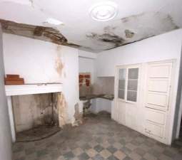 Casa en venta por 60000 con 54m y una habitacion en calle d amunt en Ontinyent