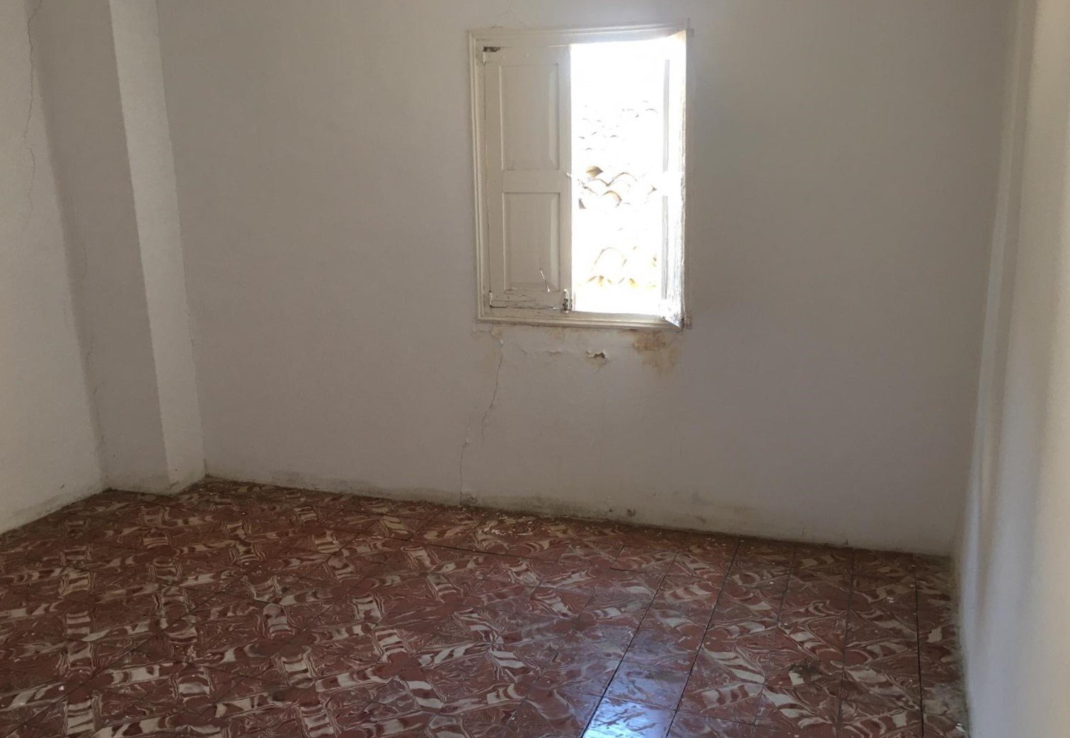 Casa en venta por 60000 con 54m y una habitacion en calle d amunt en Ontinyent