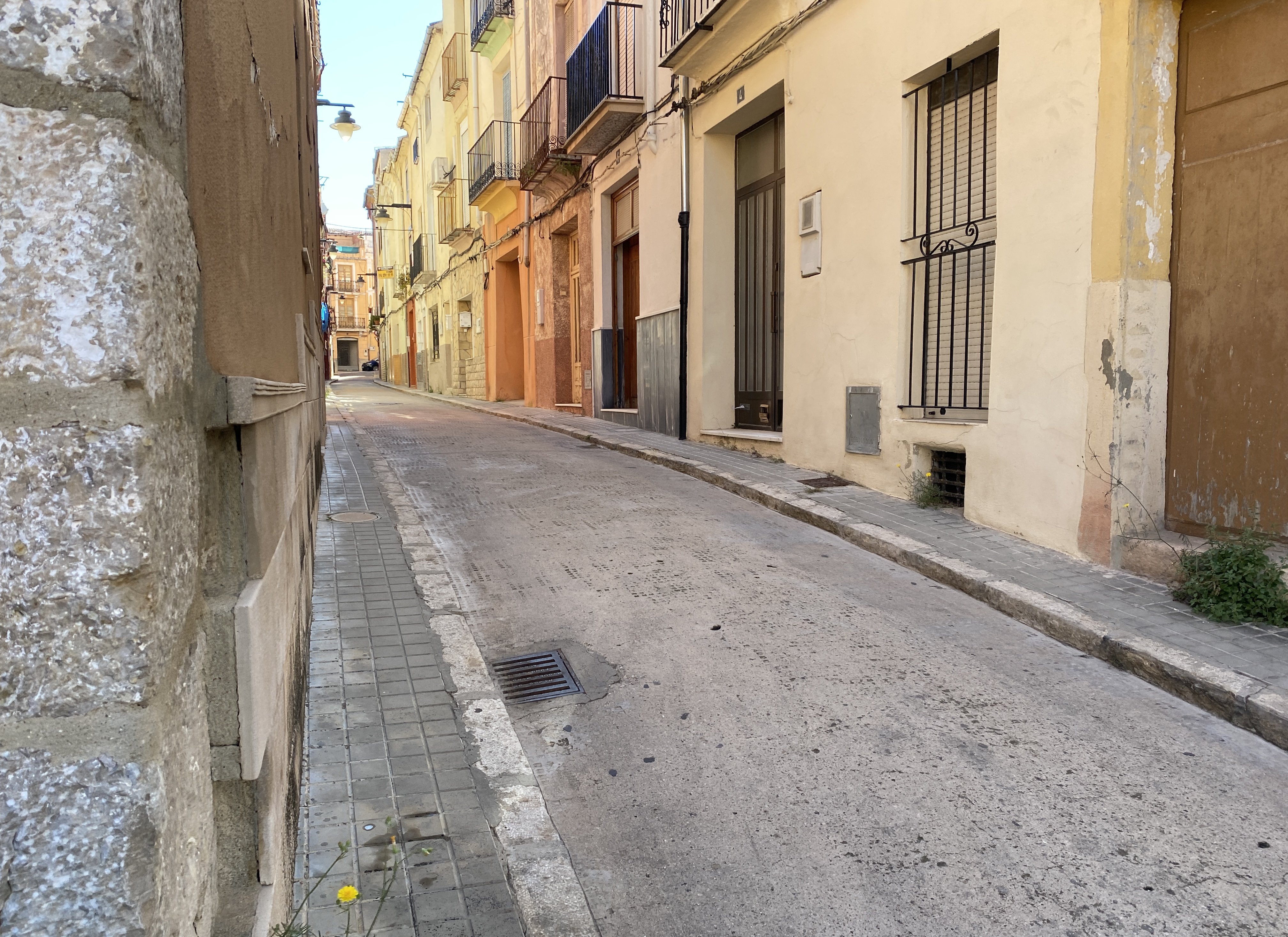 Casa en venta por 60000 con 54m y una habitacion en calle d amunt en Ontinyent
