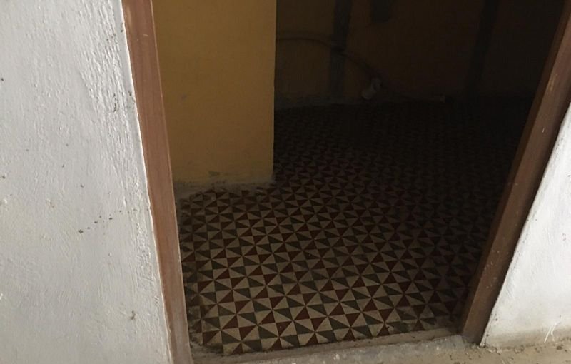 Casa en venta por 60000 con 54m y una habitacion en calle d amunt en Ontinyent