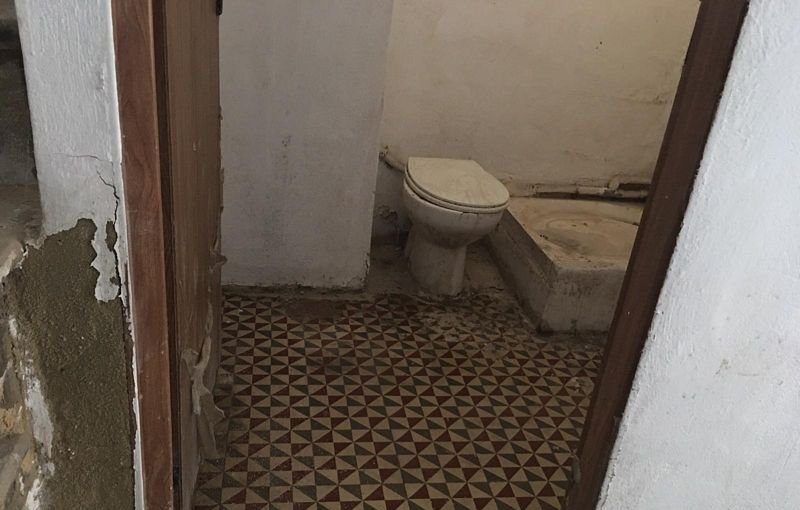 Casa en venta por 60000 con 54m y una habitacion en calle d amunt en Ontinyent