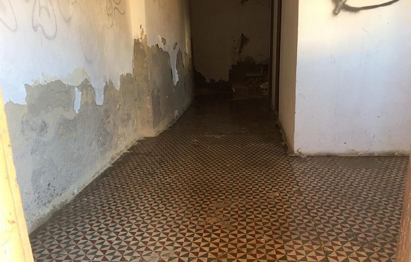 Casa en venta por 60000 con 54m y una habitacion en calle d amunt en Ontinyent